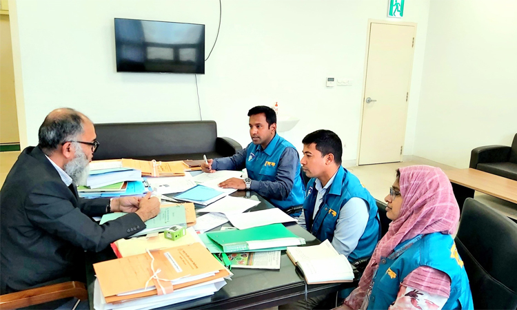 অনিয়মের অভিযোগে সুপার স্পেশালাইজড হাসপাতালসহ বিভিন্ন স্থানে দুদকের অভিযান