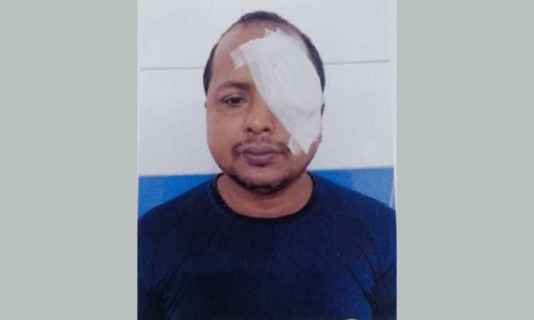 আন্দোলনে হারিয়েছেন চোখ, হৃদরোগে আক্রান্ত মল্লিক চিকিৎসার অভাবে মৃত্যুর পথে