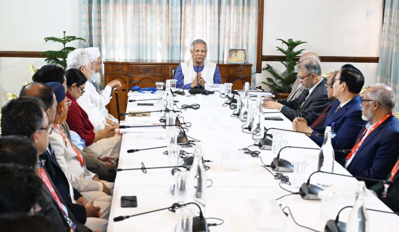 সংস্কার কমিশনের সুপারিশগুলো গ্রহণে দেশবাসীর প্রতি প্রধান উপদেষ্টার আহ্বান