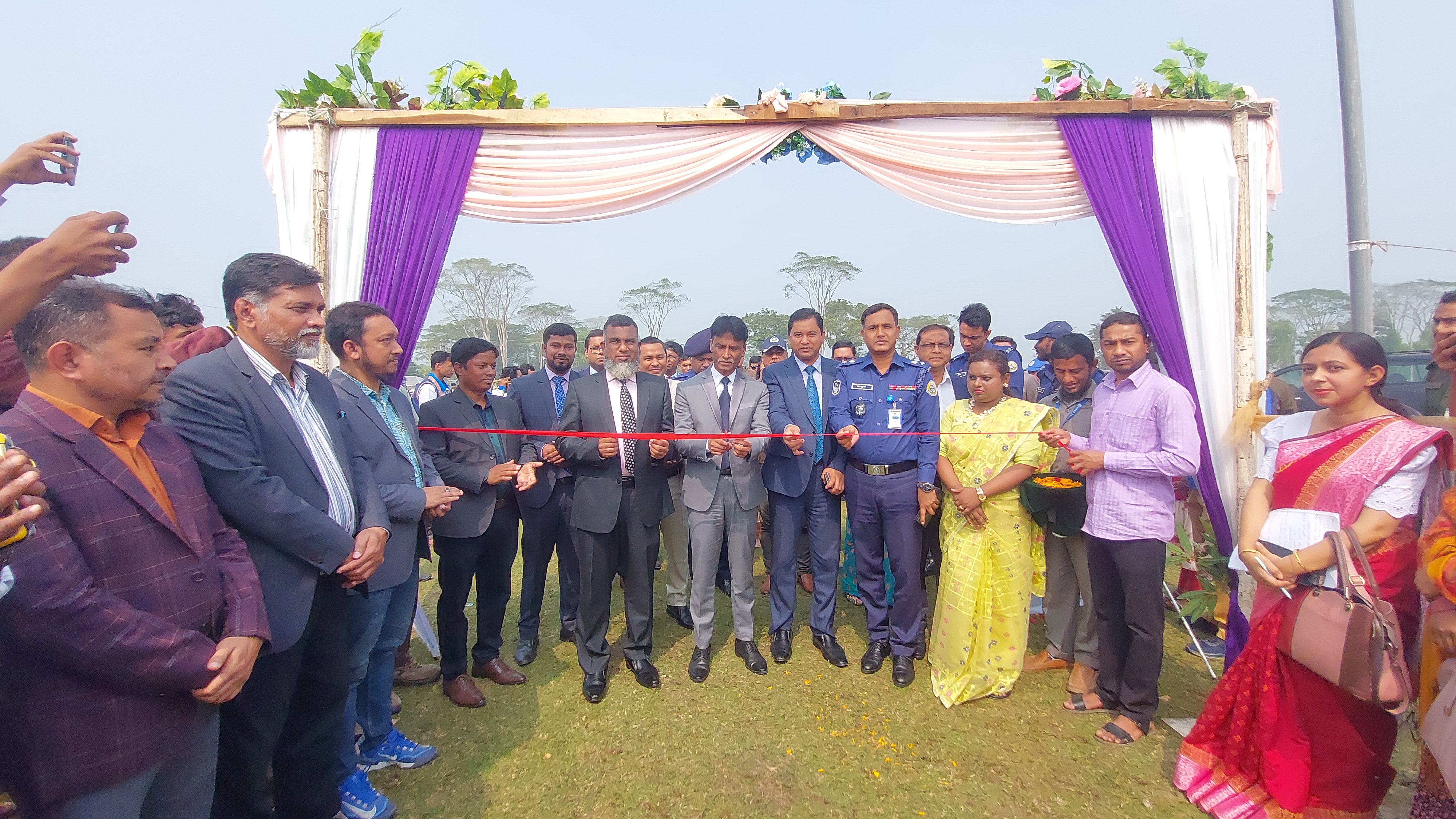 ঝালকাঠিতে তারুণ্যের উৎসবে কৃষকের আনন্দ অনুষ্ঠান