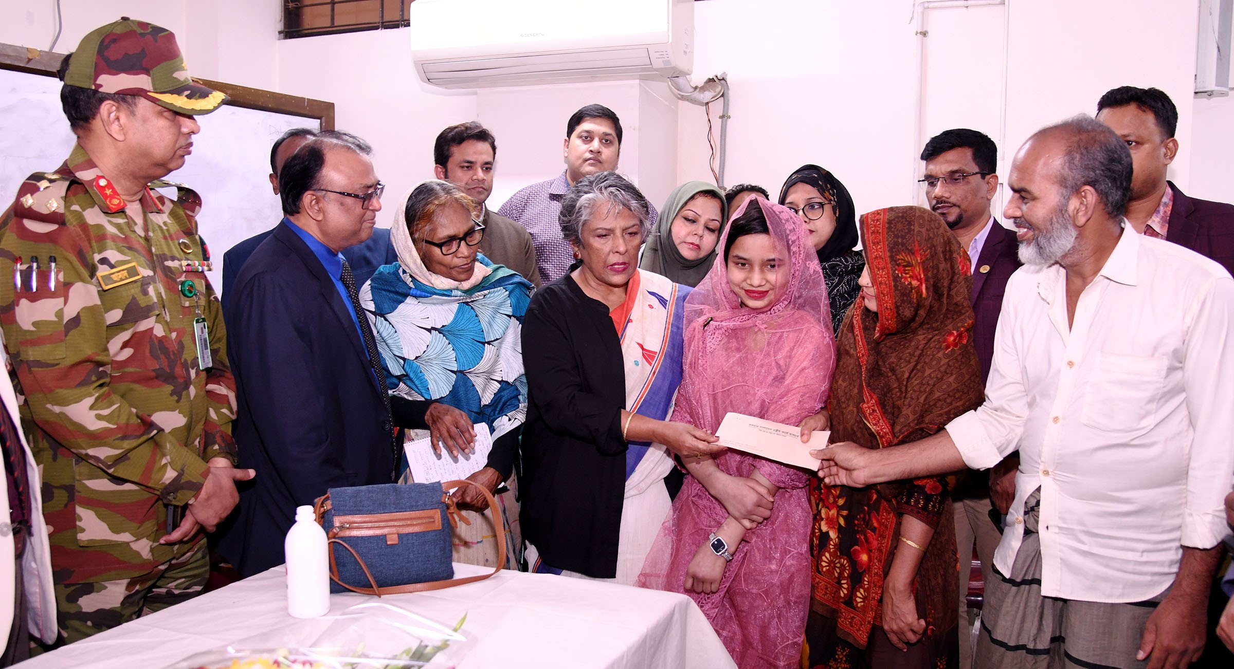 গৃহকর্মী নির্যাতনকারী দোষী ব্যক্তিকে উপযুক্ত শাস্তি দিতে হবে : শারমীন এস মুরশিদ