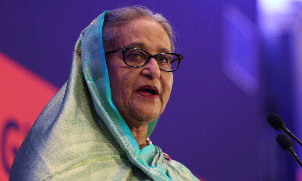 হাসিনার বিদেশ ভ্রমণ ও ডক্টরেট ডিগ্রি পাওয়ার পেছনে ‘অর্থ অপচয়’ অনুসন্ধানে দুদক