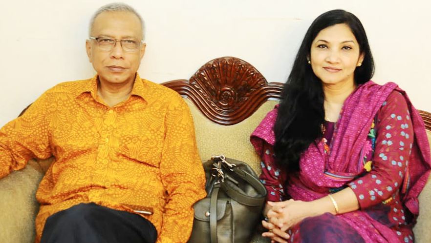 স্ত্রীসহ সাবেক প্রেস সচিব নাঈমুল ইসলাম খানের আয়কর নথি জব্দের আদেশ
