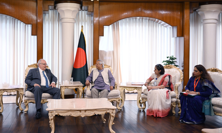 খেলাধুলার মাধ্যমে জণগণের মধ্যে সেতু বন্ধনে উরুগুয়ের প্রতি প্রধান উপদেষ্টার আহ্বান 
