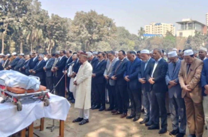 জাতীয় ঈদগাহে বিচারপতি আবদুর রউফের জানাজা সম্পন্ন 