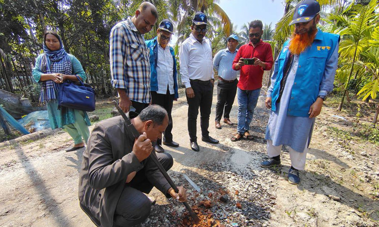 অনিয়ম ও দুর্নীতির অভিযোগে বিভিন্ন স্থানে দুদকের অভিযান