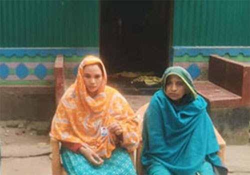 শহীদ আয়মান হোসেন রাহুলের মা ও দাদি   -ছবি: বাসস