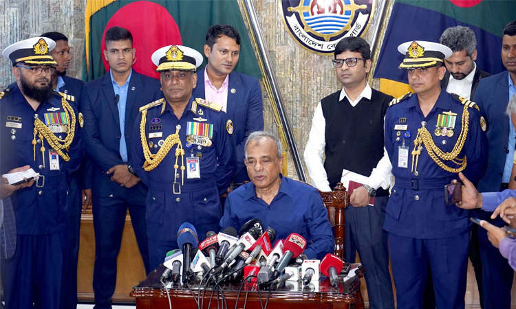 কোস্টগার্ডের জন্য হেলিকপ্টার ও রেসকিউ ড্রোন ক্রয়ের পরিকল্পনা রয়েছে: স্বরাষ্ট্র উপদেষ্টা