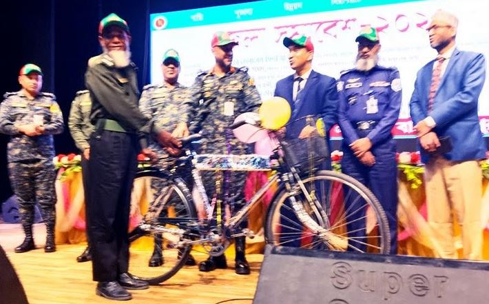 আনসার ও  গ্রাম প্রতিরক্ষা বাহিনীর শিক্ষিত তরুণদের প্রশিক্ষিত করা হচ্ছে : অতিরিক্ত মহাপরিচালক