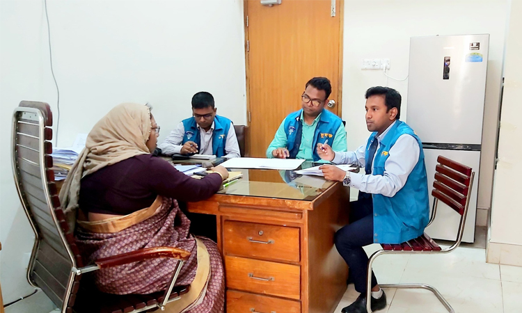 নার্সিং ও মিডওয়াইফারি অধিদপ্তরে দুদকের অভিযান