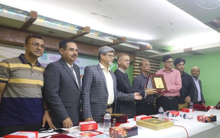 বিপ্লব ধরে রাখতে না পারলে ফের ফ্যাসিবাদ পুনর্বাসন হবে : চট্টগ্রাম প্রেসক্লাবে বক্তারা