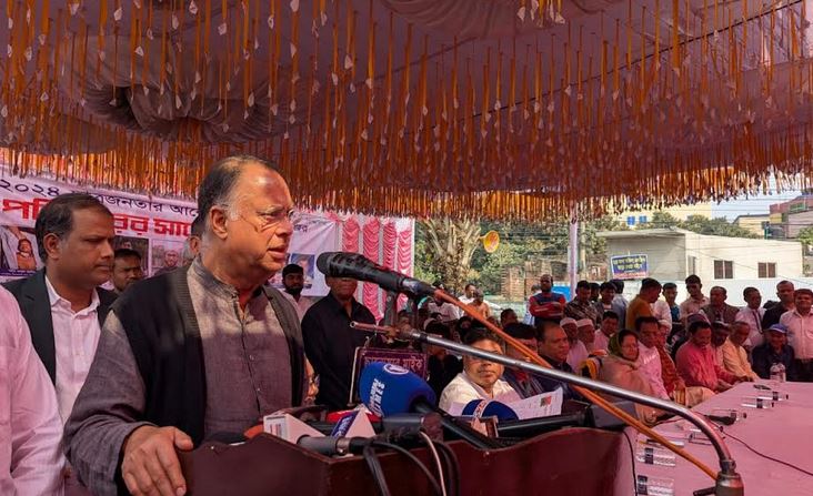 সিরাজগঞ্জে শহীদ পরিবারের পাশে দাঁড়ালেন তারেক রহমান