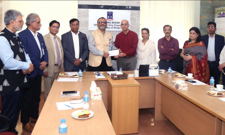 ঢাকা বিশ্ববিদ্যালয়ের অসচ্ছল শিক্ষার্থীদের বৃত্তি দিতে ট্রাস্ট ফান্ড গঠন