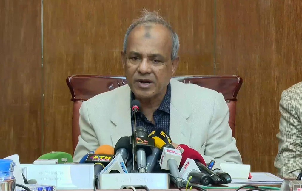 আইনশৃঙ্খলা পরিস্থিতি সন্তোষজনক : স্বরাষ্ট্র উপদেষ্টা