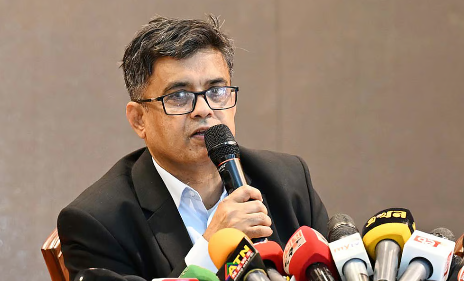 ইন্টারনেট বন্ধ রোধ করতে বাংলাদেশে স্টারলিংক চালু করা হচ্ছে : শফিকুল আলম