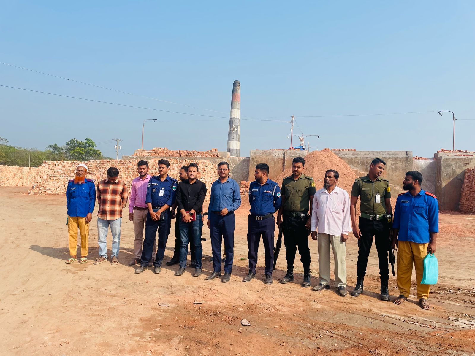 বাগেরহাটে অবৈধ ইটভাটায় ভ্রাম্যমাণ আদালতের সাড়ে সাত লাখ টাকা জরিমানা