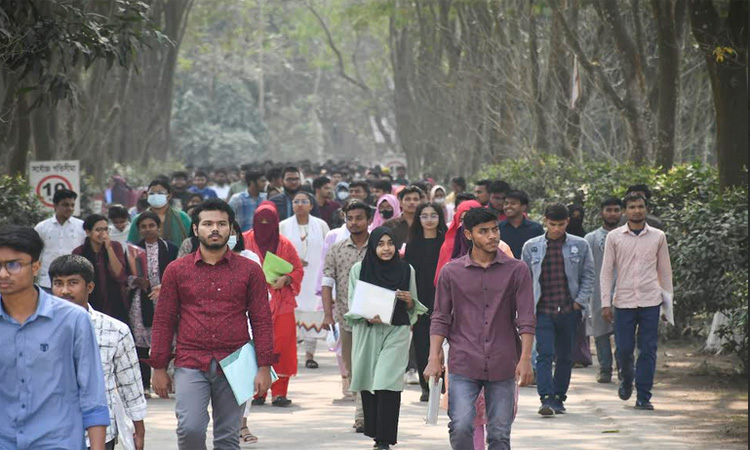 বেরোবিতে শাহজালাল বিজ্ঞান ও প্রযুক্তি বিশ্ববিদ্যালয়ের ভর্তি পরীক্ষা অনুষ্ঠিত