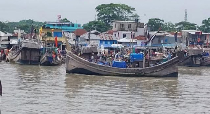 ভোলার নদ নদীতে আজ থেকে দুইমাস মাছ ধরা নিষিদ্ধ