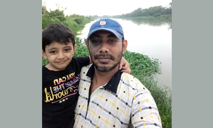 চিরতরে বাবার স্নেহ হারাল সাত বছরের মাহি