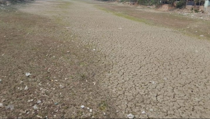 চুয়াডাঙ্গায় জিকে খালে পানি সরবরাহ বন্ধ থাকায় কৃষি কাজ ব্যাহত