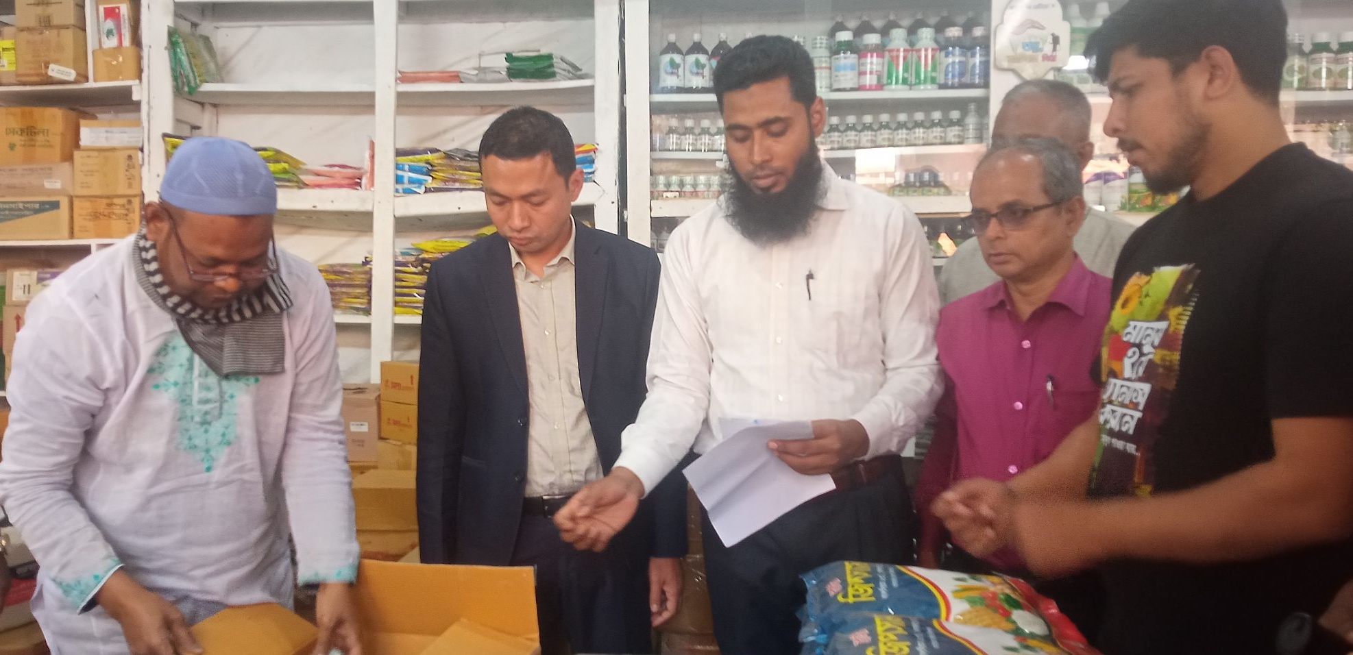 সুনামগঞ্জে আটটি ব্যবসা প্রতিষ্ঠানকে জরিমানা