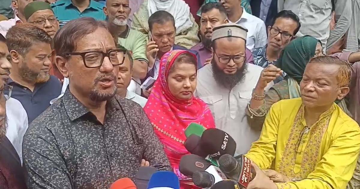 ব্যবসায়ীরা রোজার এক মাসেই বছরের আয় করে নিতে চায়: চসিক মেয়র