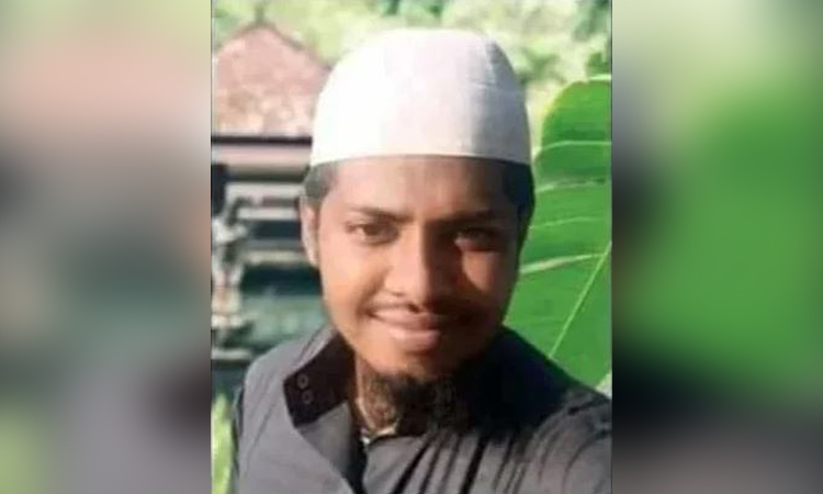 শহীদ হতে মায়ের দোয়া চেয়েছিলেন খুবাইব