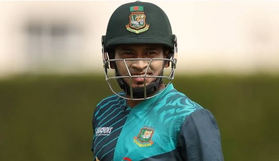 ওয়ানডে রেকর্ডে উদ্ভাসিত মুশফিক