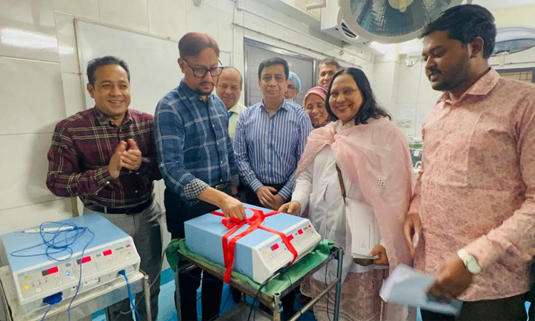 মেমন মাতৃসদনকে ফ্রি হাসপাতাল হিসেবে গড়ে তুলতে চাই : চসিক মেয়র