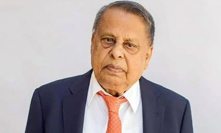 ন্যাশনাল ব্যাংকের সাবেক চেয়ারম্যান জয়নুল ও তার পরিবারের ৪২টি বিও একাউন্ট অবরুদ্ধ