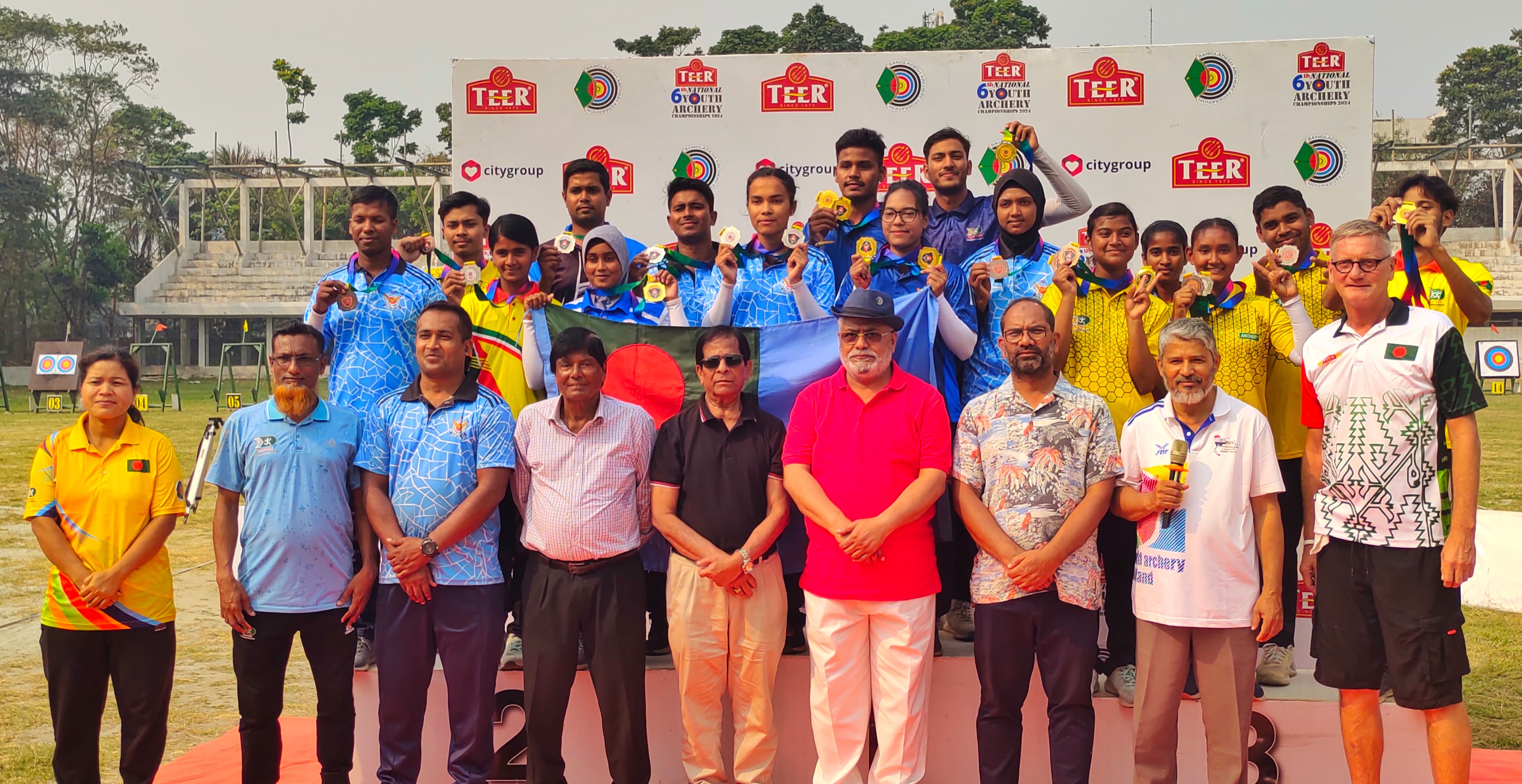 স্বাধীনতা দিবস আরচ্যারী প্রতিযোগিতায় বিমান বাহিনী চ্যাম্পিয়ন
