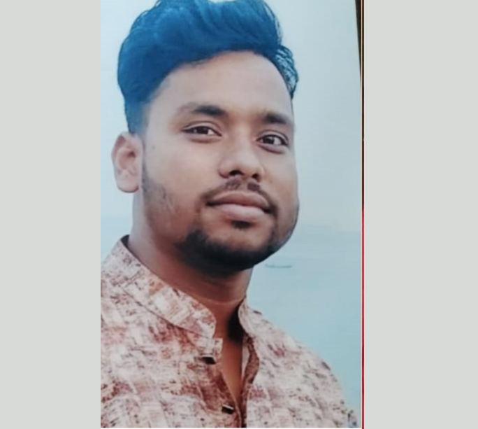 আট বছর পর জন্ম নেয়া সন্তানের মুখ দেখে যেতে পারেননি শহীদ মিনারুল