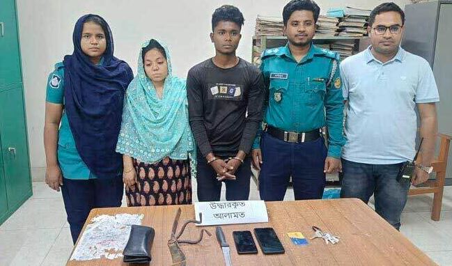 উপাধ্যক্ষ সাইফুর হত্যা : দম্পতির দায় স্বীকার