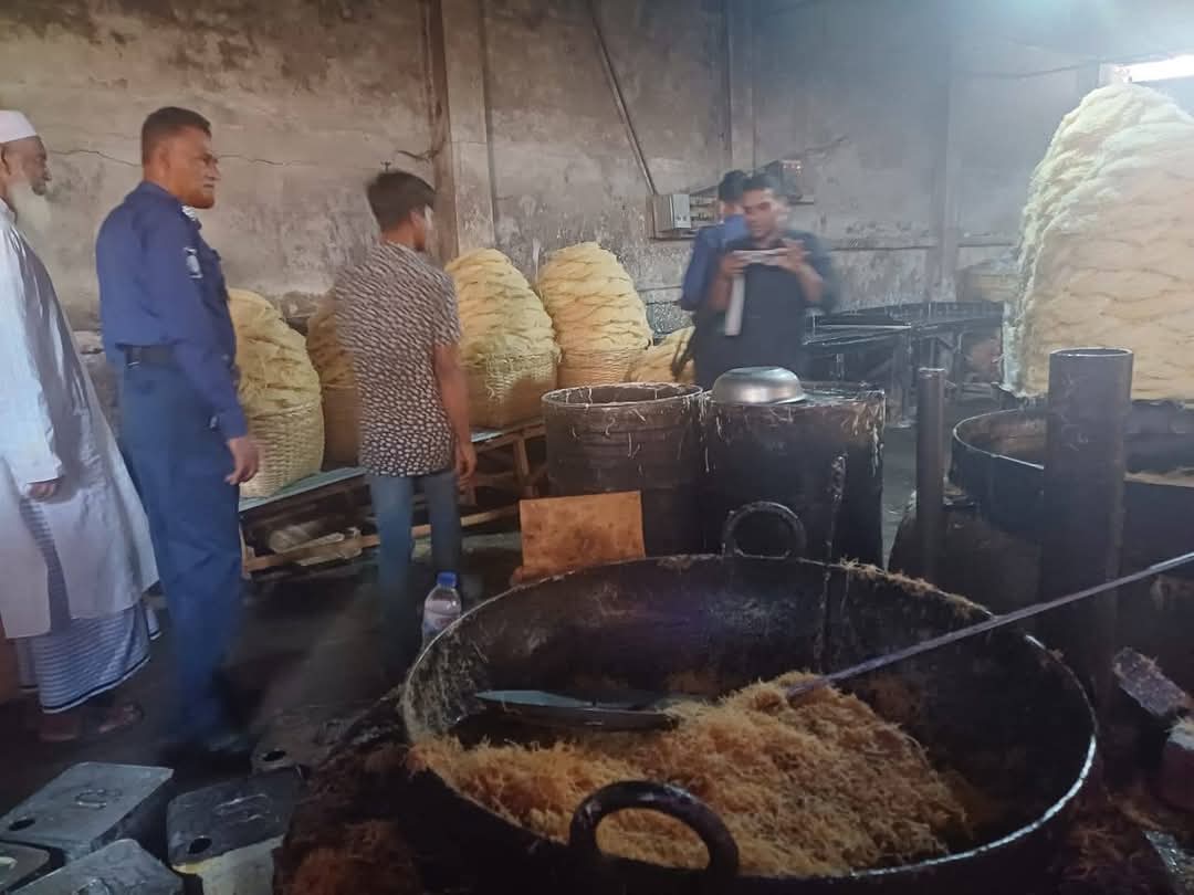 শেরপুরে সেমাই কারখানাকে ৫০ হাজার টাকা জরিমানা