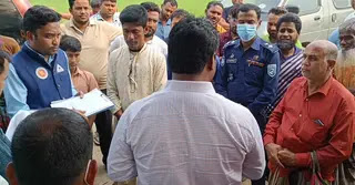 হিলিতে ৪ সেমাই কারখানা মালিককে জরিমানা
