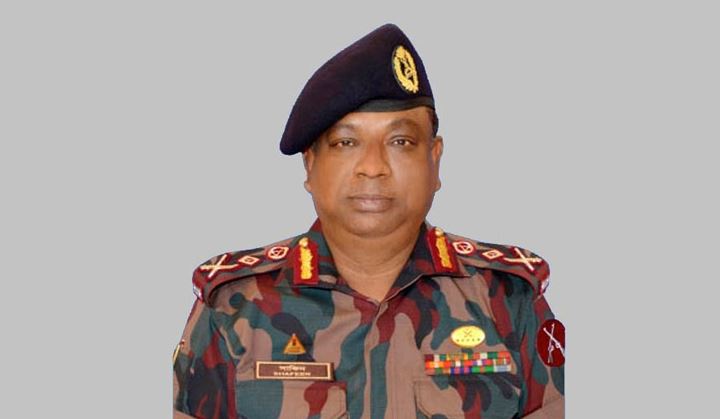 স্ত্রীসহ বিজিবির সাবেক মহাপরিচালক সাফিনুলের দেশত্যাগে নিষেধাজ্ঞা