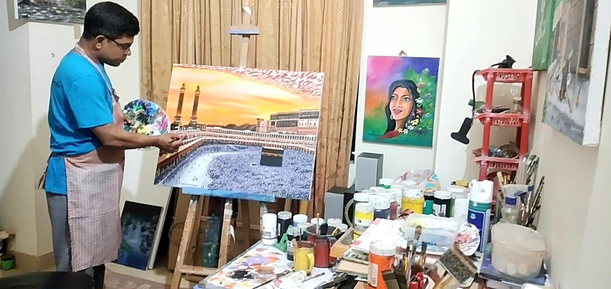 কামরুল হাসানের শখের বশে আঁকা ছবি এখন যাচ্ছে বিদেশে