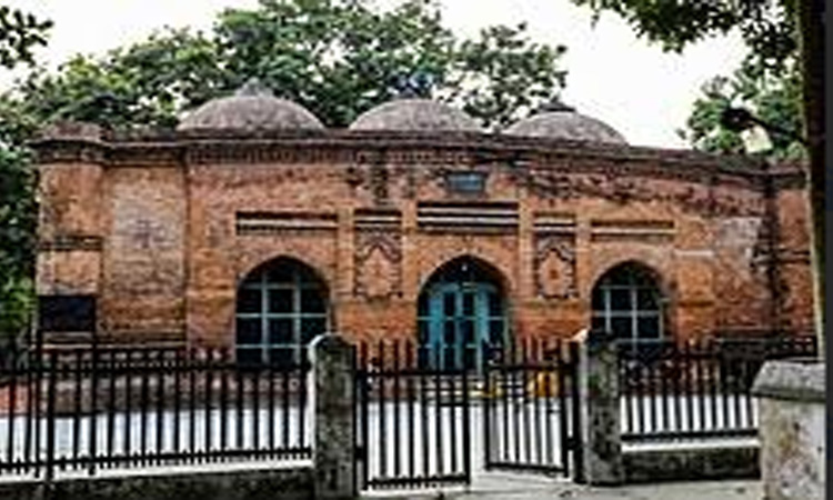 বাংলায় মুসলিম শাসন প্রতিষ্ঠাকালের সাক্ষী মুন্সীগঞ্জের বাবা আদম মসজিদ