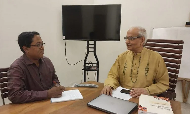 বদিউল আলম মজুমদার জাতীয় বার্তা সংস্থা বাসস-কে সাক্ষাতকার দেন। ছবি: বাসস