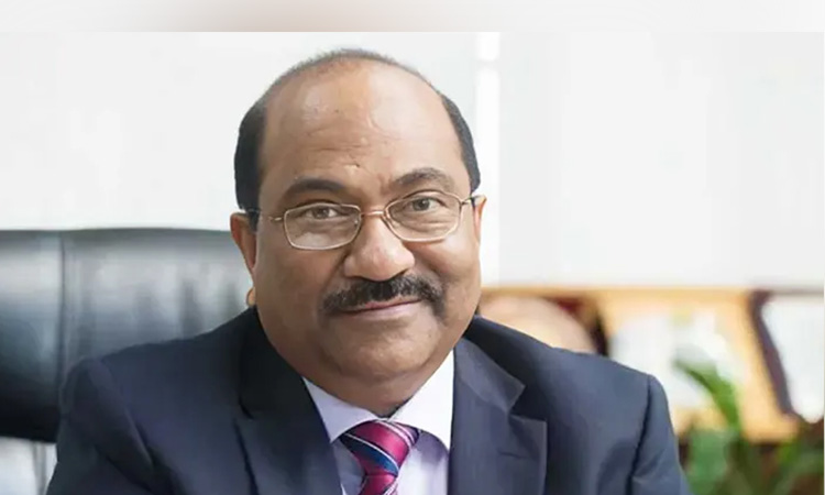 স্ত্রী-মেয়েসহ এস কে সুর চৌধুরীর বিরুদ্ধে দুদকের মামলার অনুমোদন