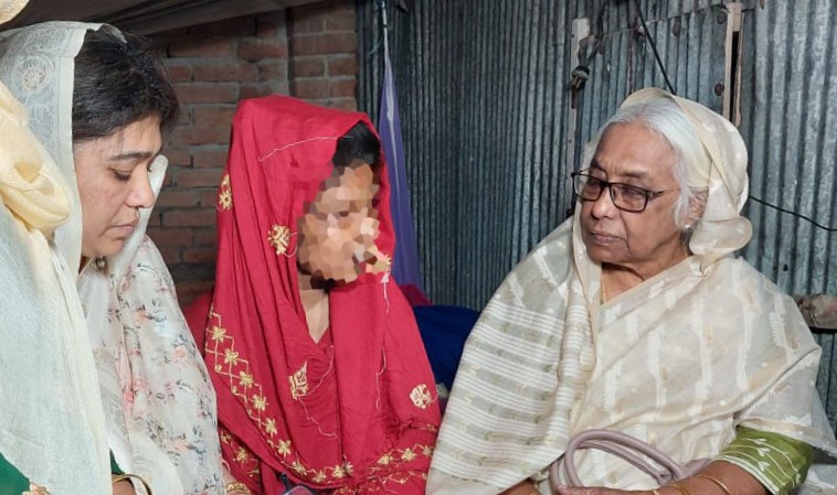 যশোরের নির্যাতিত নারীকে সব ধরনের সহায়তার আশ্বাস বিএনপির কেন্দ্রীয় নেতাদের