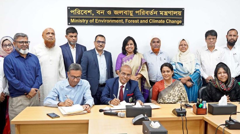 হারিয়ে যাওয়া উদ্ভিদ ফিরিয়ে আনতে উদ্যোগ নিয়েছে সরকার : পরিবেশ উপদেষ্টা