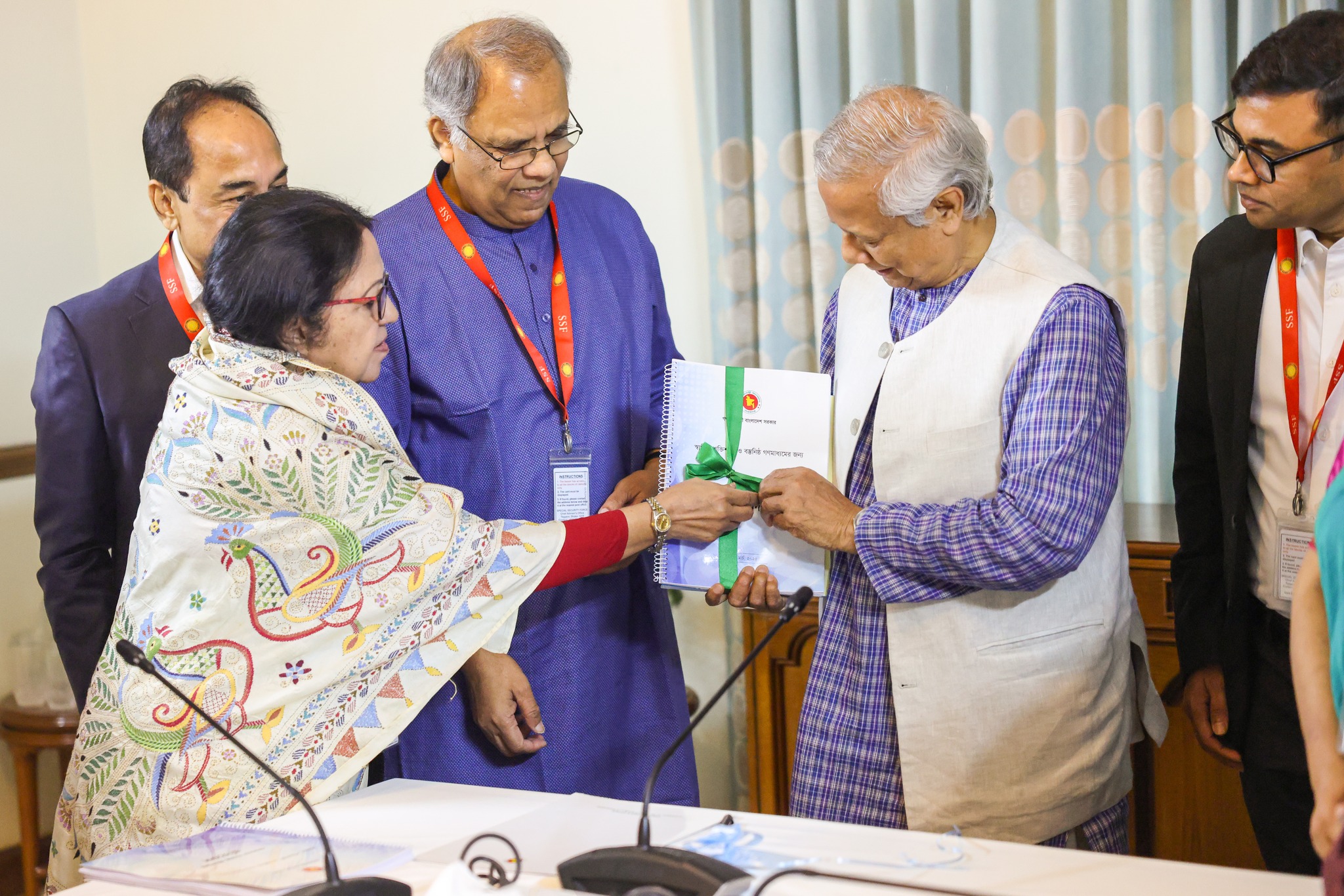 গণমাধ্যম সংস্কার কমিশনের কিছু প্রস্তাব দ্রুত বাস্তবায়নের উদ্যোগ নেয়া হবে : প্রধান উপদেষ্টা