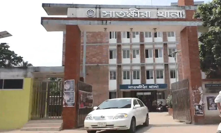 সাতক্ষীরায় নির্মাণাধীন ভবনের ছাদ থেকে পড়ে শ্রমিকের মৃত্যু
