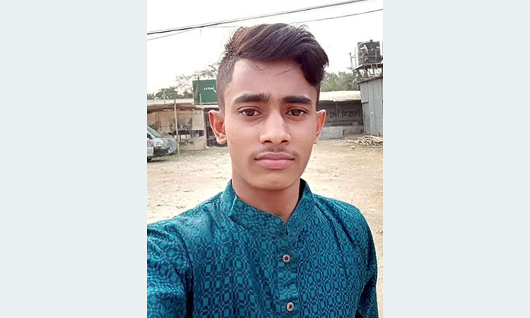 ‘আমি শহীদ হতে যাই’: মাকে ফোনে বলেছিলেন শহীদ শাকিল