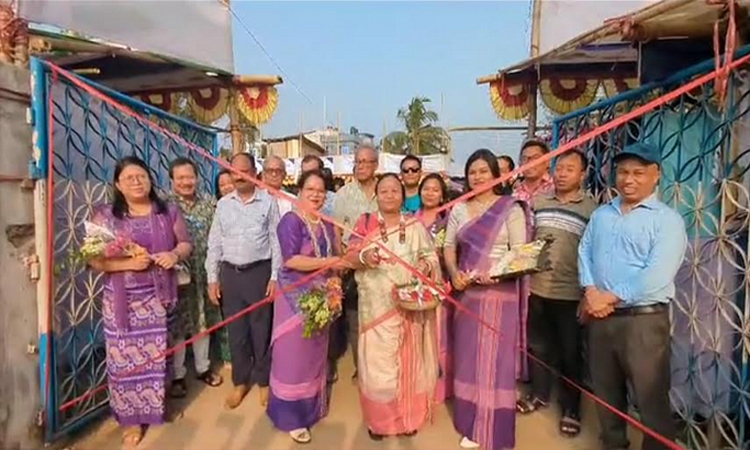 বৈসাবি উপলক্ষে খাগড়াছড়িতে বিজু মেলা শুরু 