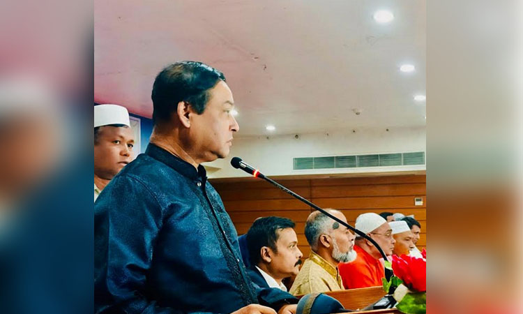 সাংবাদিকদের সত্য উদ্ঘাটন ও প্রকাশে নির্ভীক হতে হবে: কাদের গনি চৌধুরী