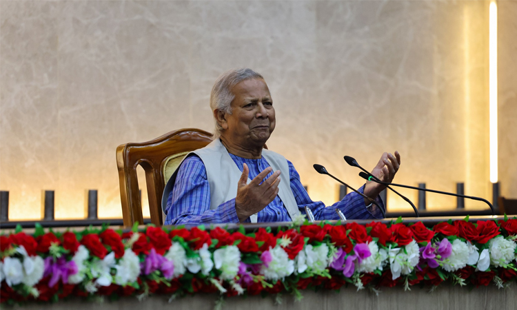 সন্দ্বীপের প্রবাসীরা রেমিটেন্স পাঠিয়ে অর্থনীতিতে গুরুত্বপূর্ণ ভূমিকা রাখছে: প্রধান উপদেষ্টা