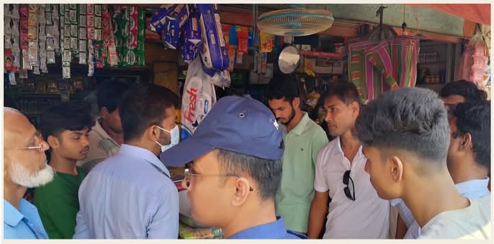 সাতক্ষীরার মুদি দোকানীকে জরিমানা