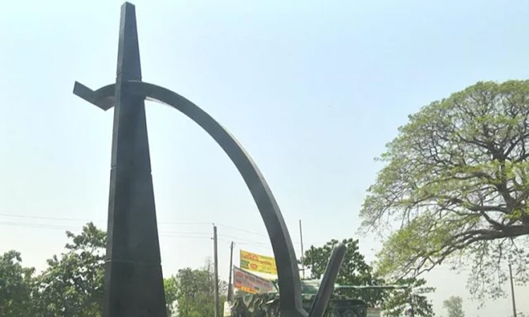 ১৯৭১ এর ২৮ মার্চ সেনানিবাস ঘেরাও রংপুরের মানুষের এক অসীম বীরত্বগাঁথা
